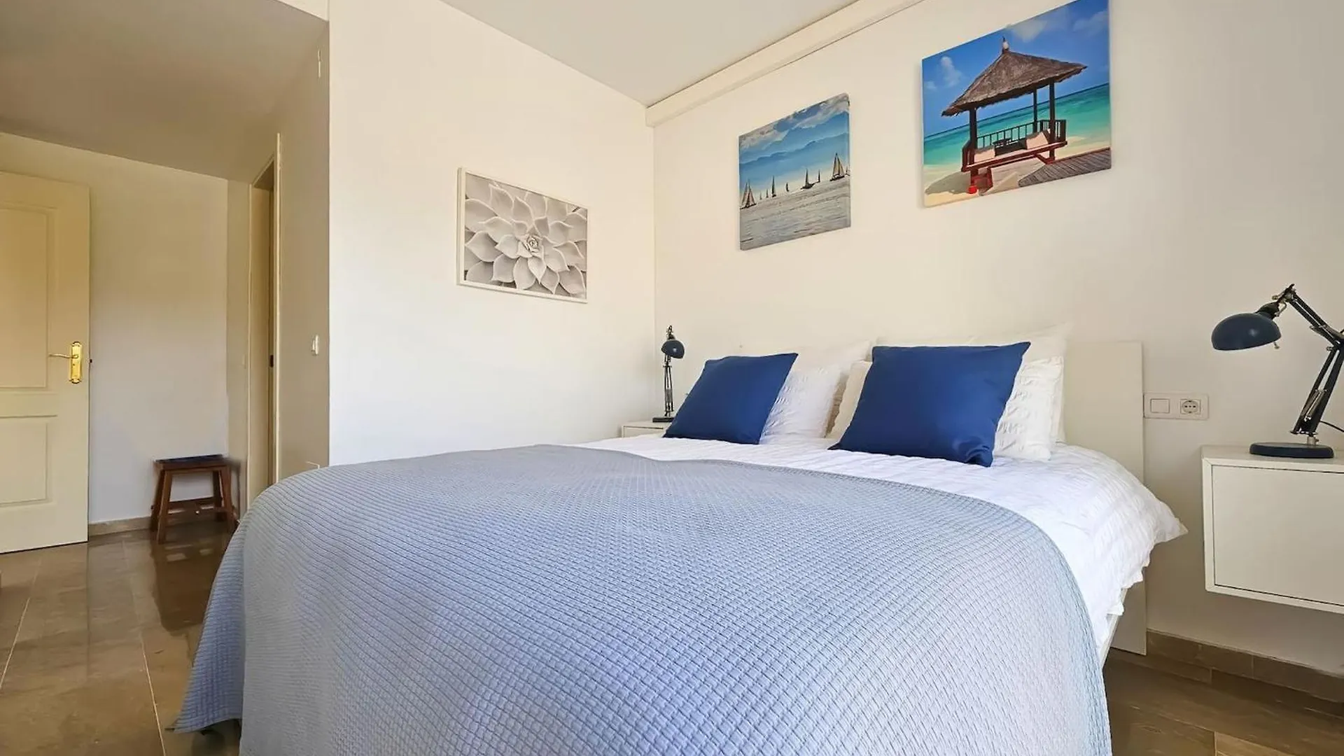 1 Bed Penthouse Apt In Calahonda Sitio de Calahonda Spain