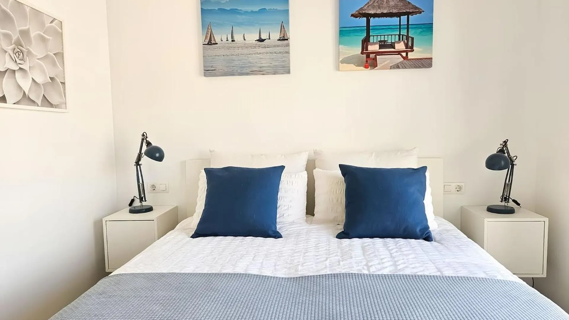 Apartment 1 Bed Penthouse Apt In Calahonda Sitio de Calahonda