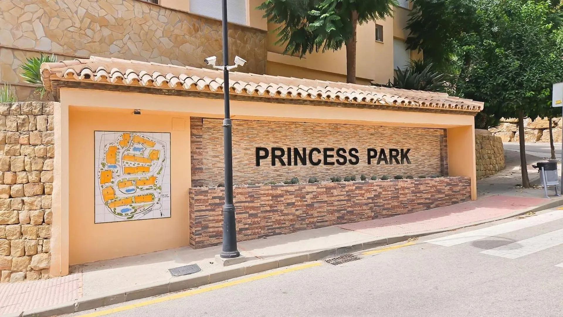 1 Bed Penthouse Apt In Calahonda Sitio de Calahonda Spain