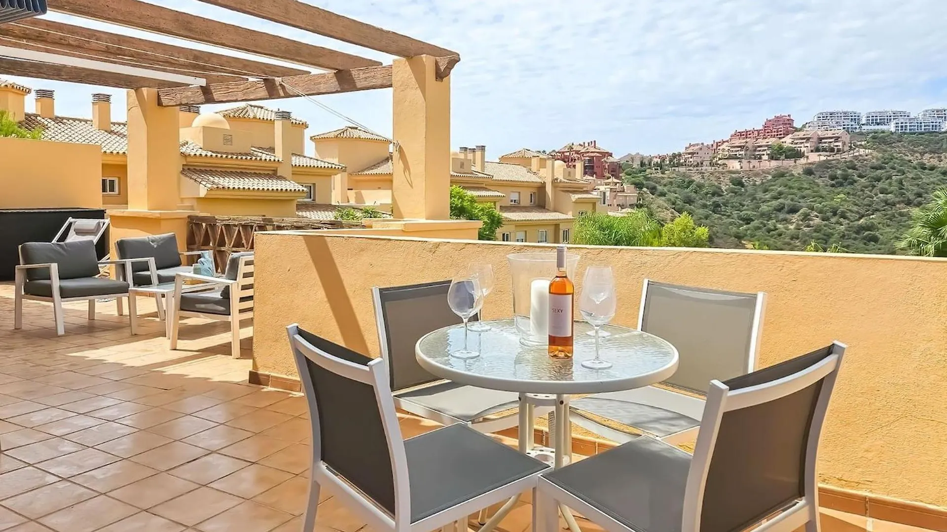 Apartment 1 Bed Penthouse Apt In Calahonda Sitio de Calahonda Spain