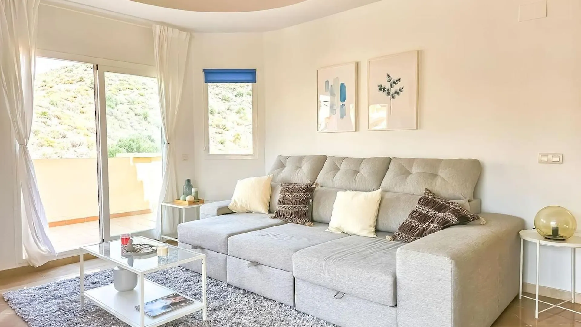 1 Bed Penthouse Apt In Calahonda Sitio de Calahonda 0*,